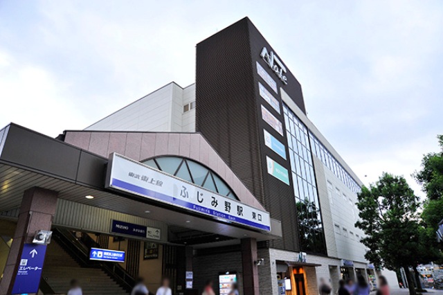 park. 1400m to fujimino station (park)