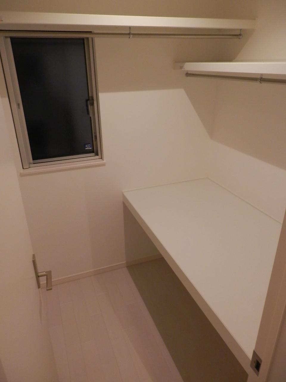 Receipt. Room (May 2013) Shooting