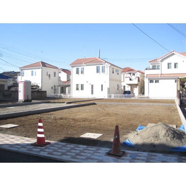 Rendering (appearance). CD compartment