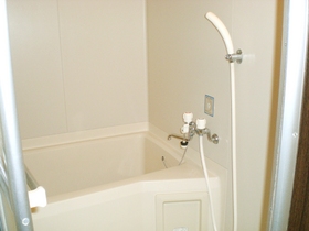 Bath. Of course, it is a bus toilet Separate