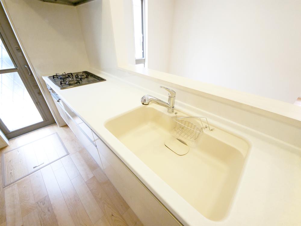 Kitchen. Room (August 2013) Shooting