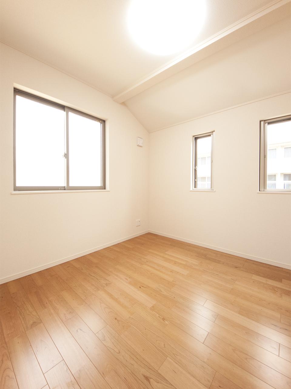 Non-living room. Room (August 2013) Shooting. Western-style 4.5 Pledge (because it is a two-sided lighting is the room is bright! It sounds good in the nursery and dad of study)