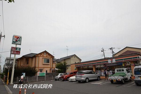 Convenience store. 556m to Seven-Eleven Fujimino Tsurugaoka shop