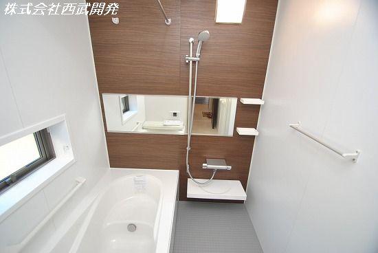 Bathroom. Indoor (12 May 2013) Shooting [Building 2] 