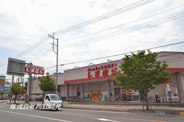 Shopping centre. 446m to the Fashion Center Shimamura Oi shop