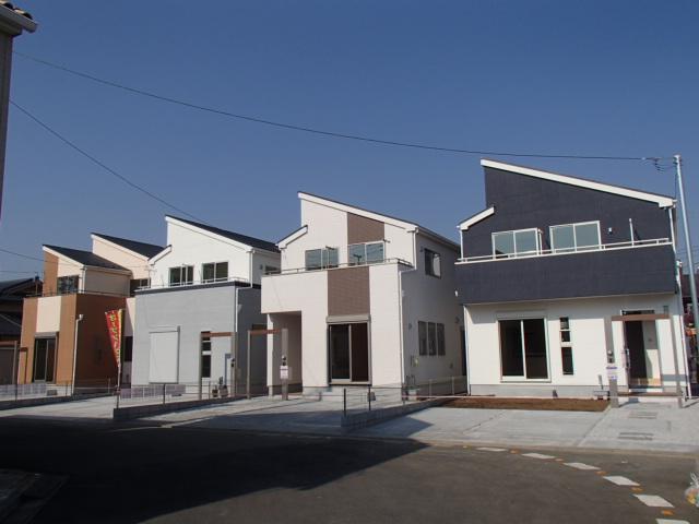 Local appearance photo. Local (11 May 2013) Shooting