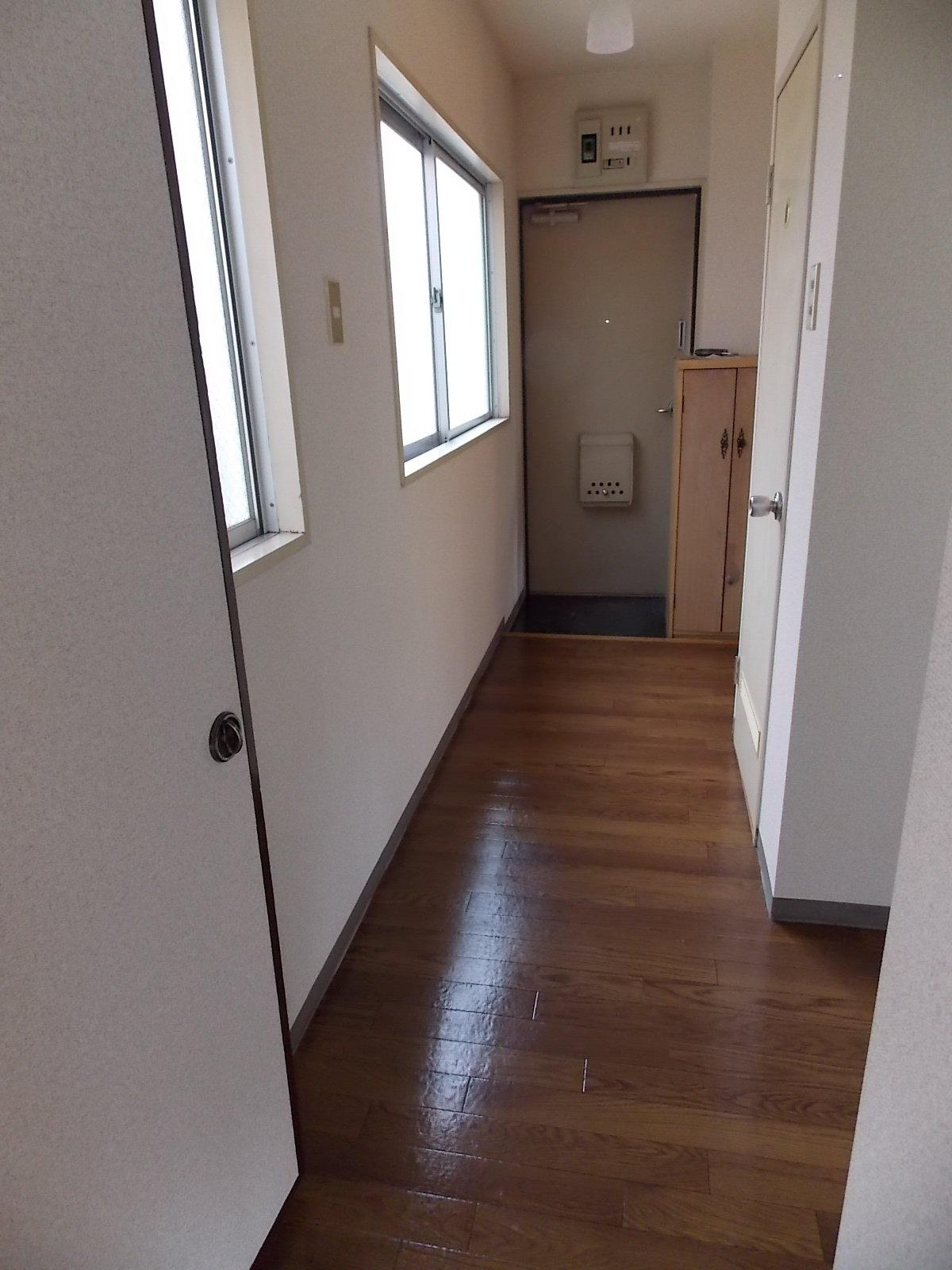 Entrance. Entrance, Entrance passage