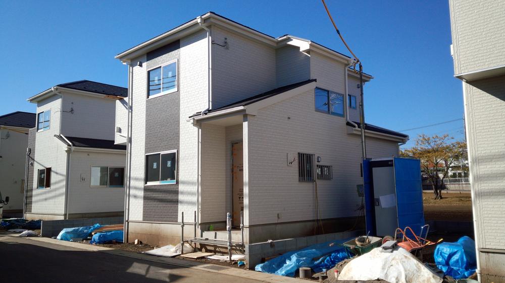 Local appearance photo. Local (12 May 2013), shooting (2 Building)