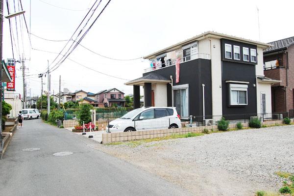 Local photos, including front road. Local (June 2013) Shooting