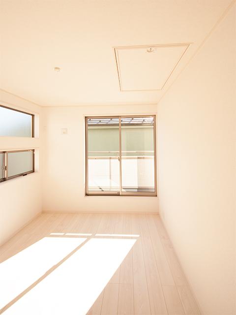 Non-living room. Indoor (11 May 2013) Shooting