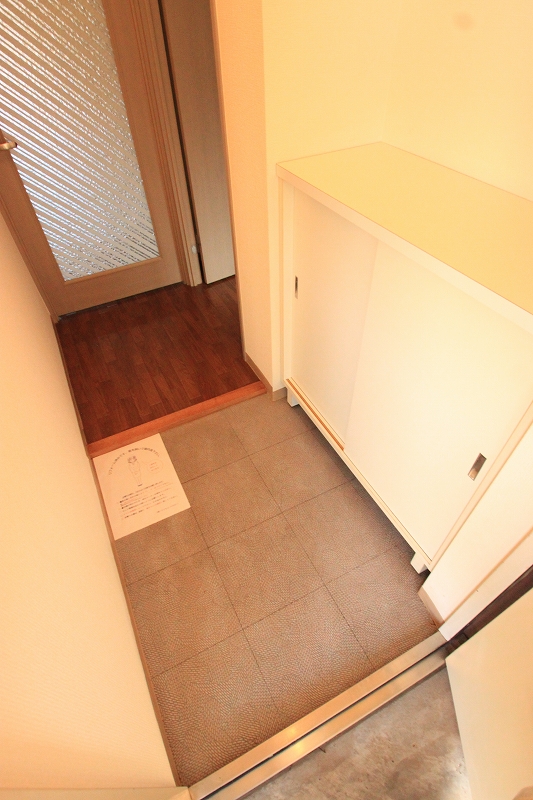 Entrance. ☆ The same type Indoor photo