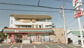 Convenience store. 470m to Seven-Eleven (convenience store)