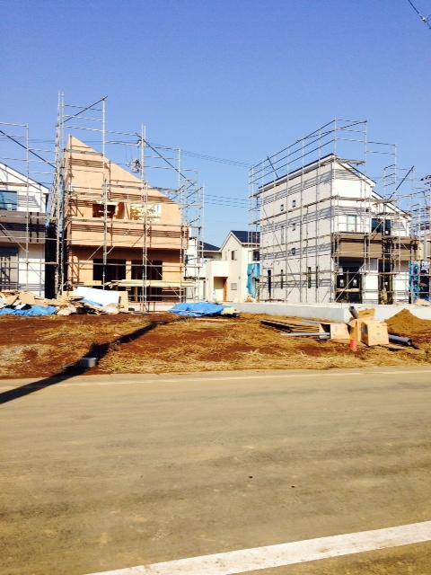 Local photos, including front road. Local (11 May 2013) Shooting