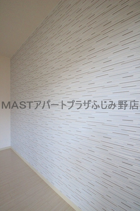 Other. 0m accent to cross (Other)