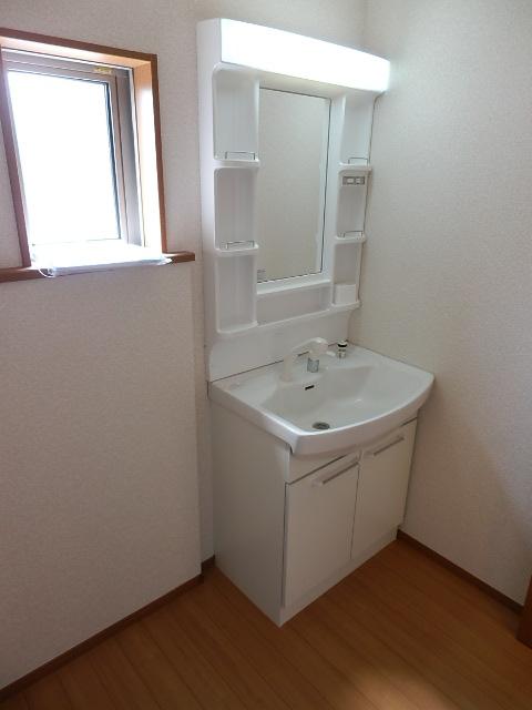 Same specifications photos (Other introspection). Same specifications