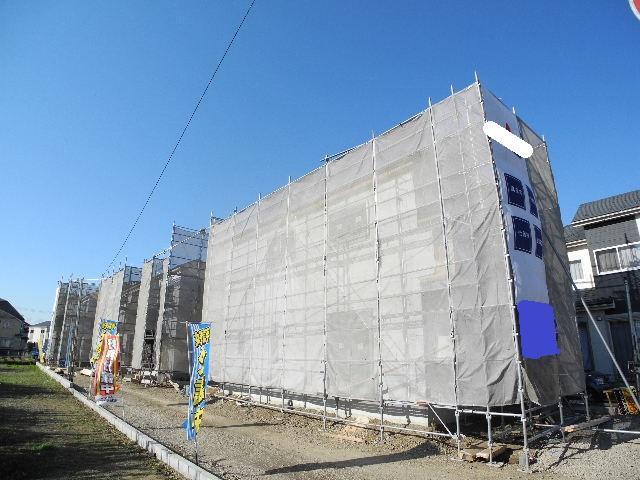 Local appearance photo. Local (11 May 2013) Shooting