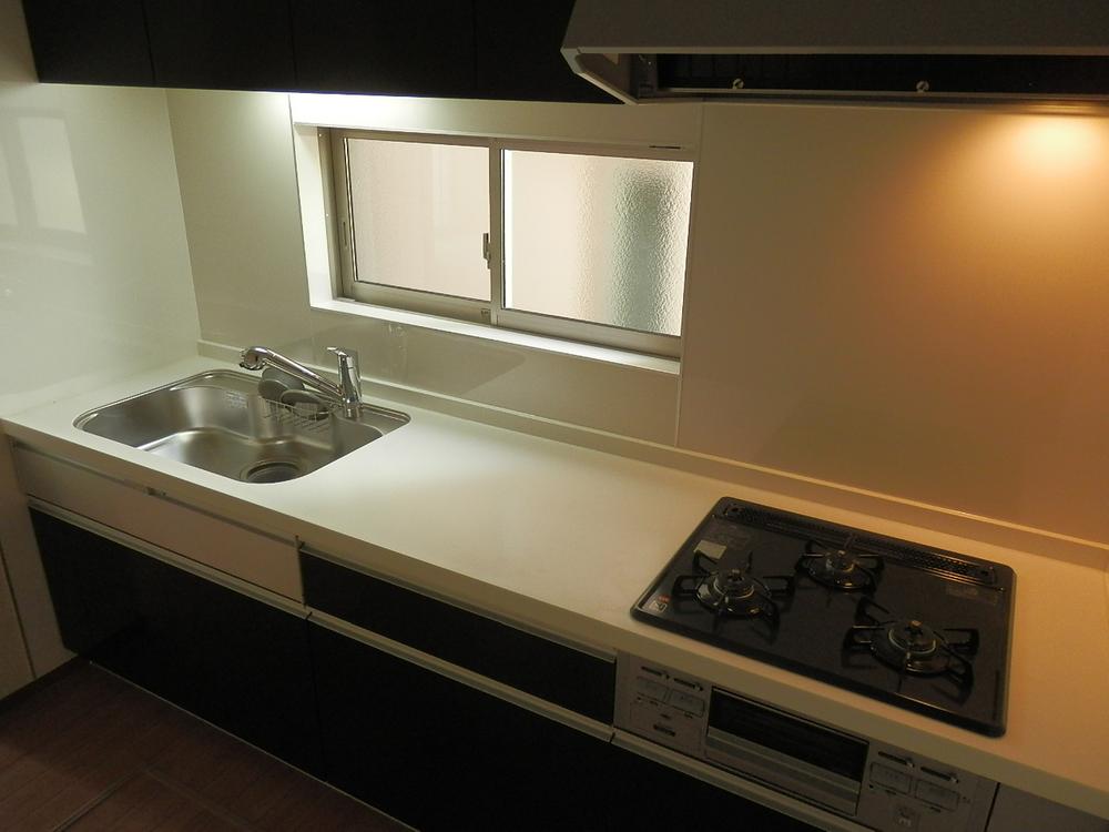 Other. Same specifications kitchen