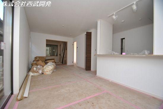 Living. Indoor (12 May 2013) Shooting