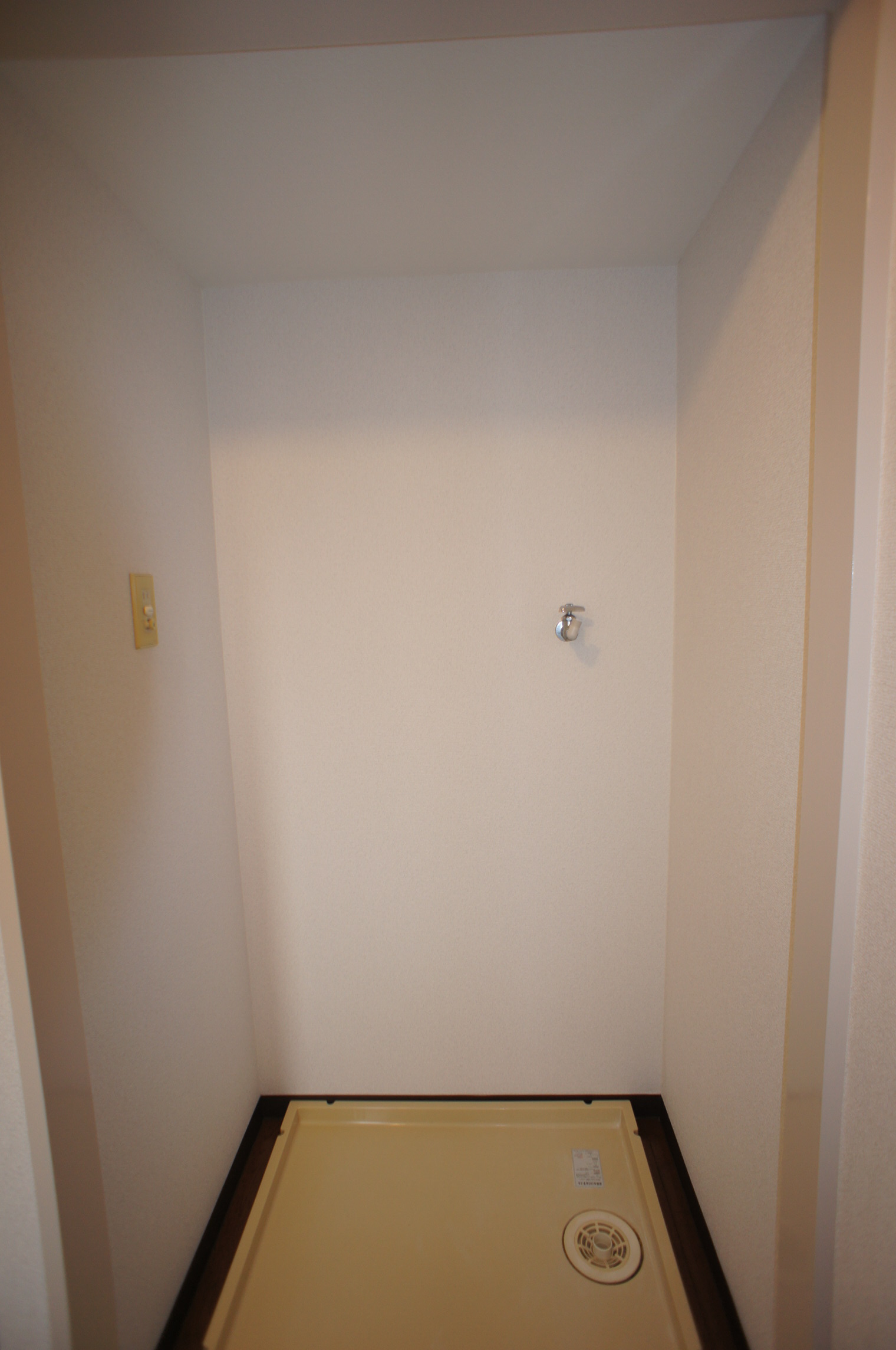 Other. Indoor Laundry Storage