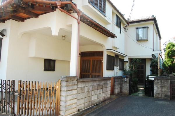 Local photos, including front road. Local (September 2013) Shooting