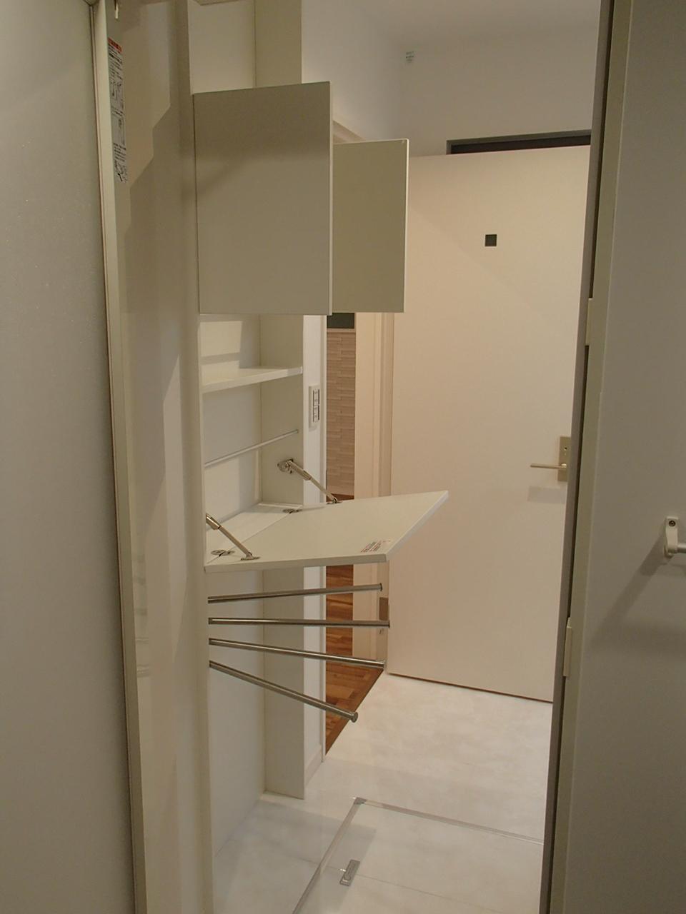 Wash basin, toilet. Washroom of the storage is no worry in this. 