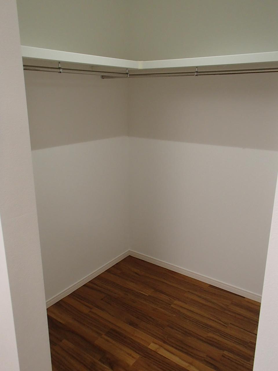 Receipt. As you can see also the nursery of the storage. 