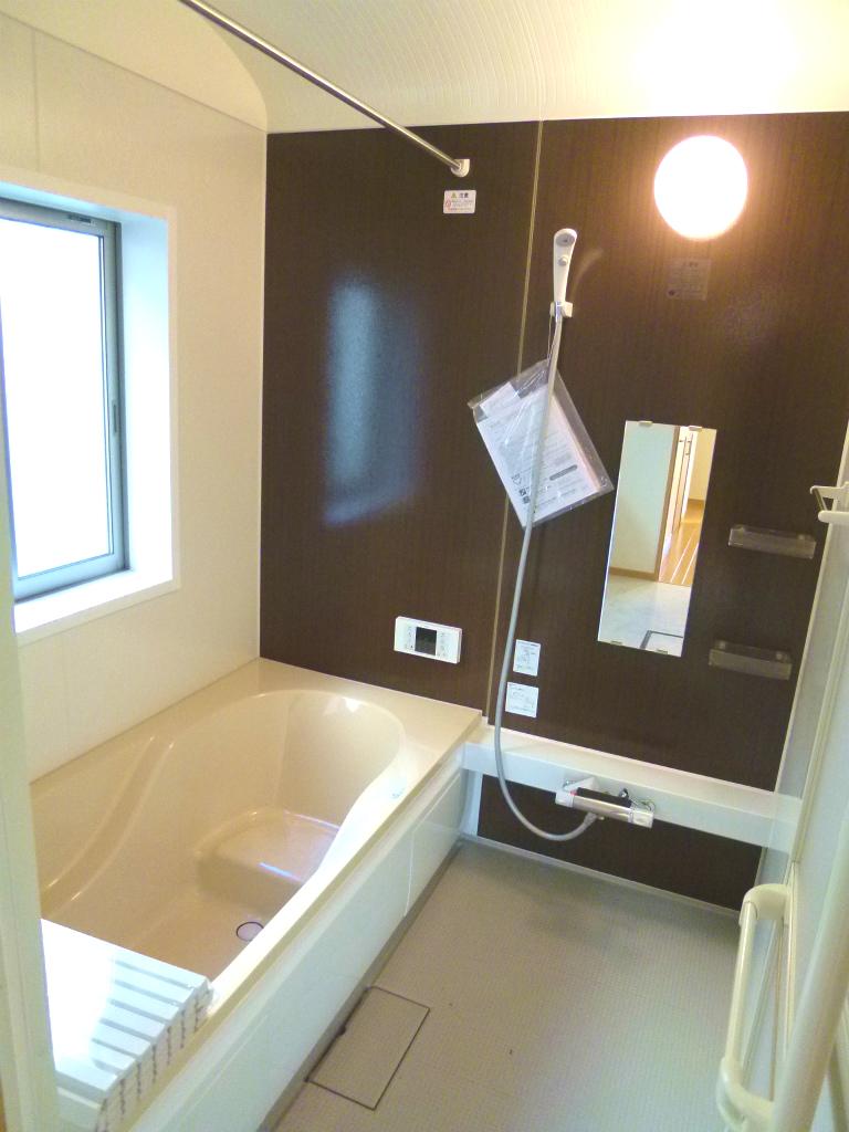 Bathroom. Reference: construction cases