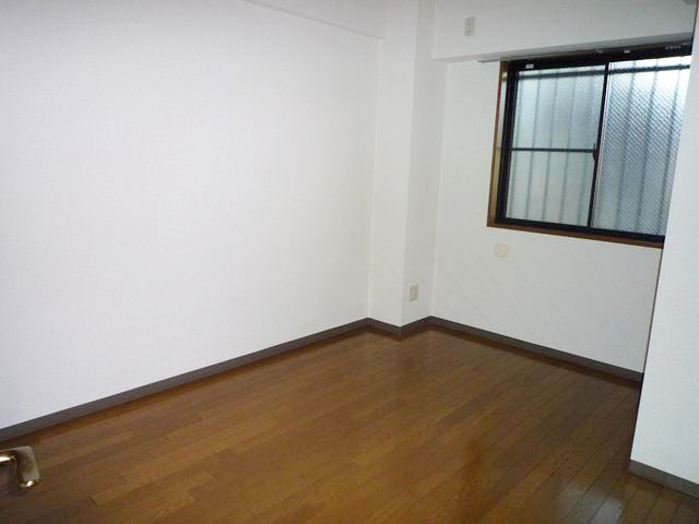 Other room space. Western style room