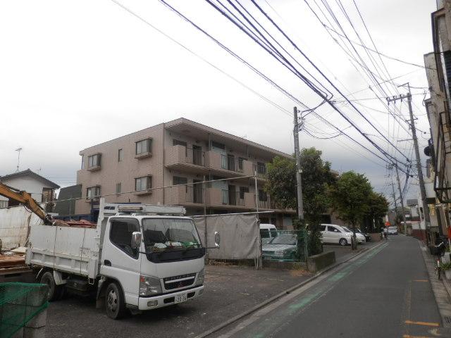 Other. Local (10 May 2013) Shooting