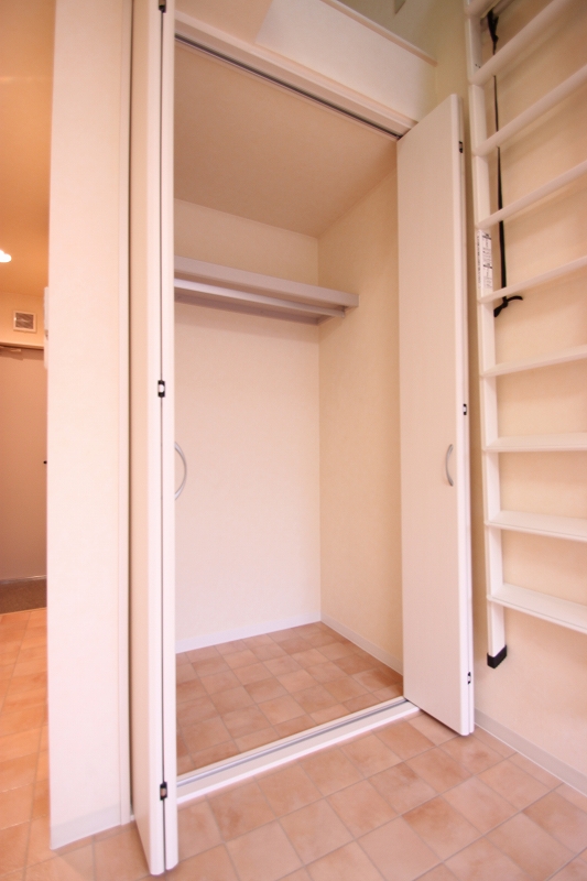 Receipt. ■ Same apartment It is similar to photo