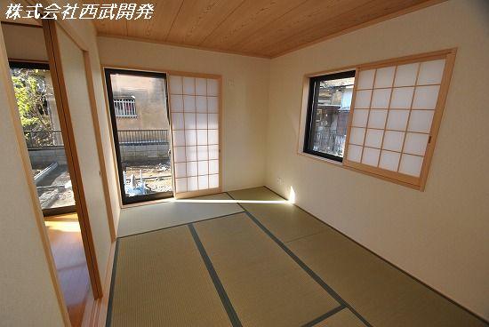 Non-living room. Local (12 May 2013) Shooting