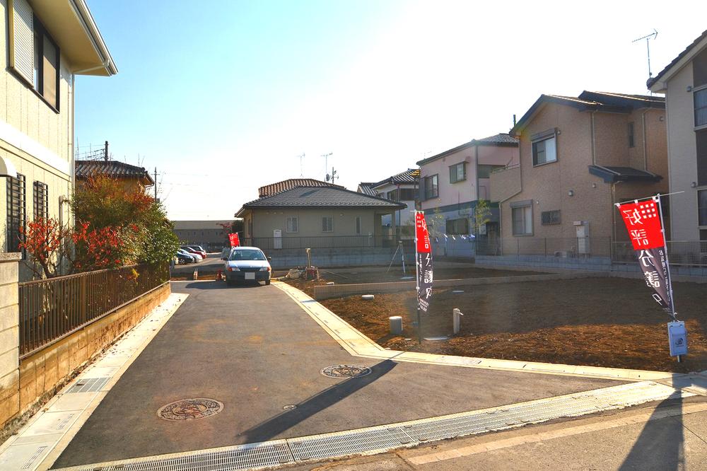 Local photos, including front road