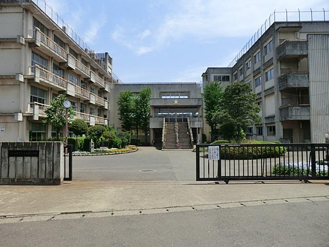 Junior high school. Fujimino 1320m to stand Oi West Junior High School