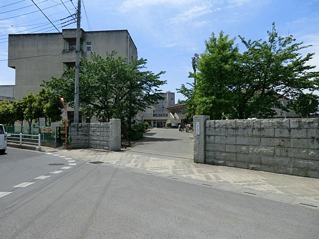 Junior high school. Fujimino 800m to stand Ashihara junior high school