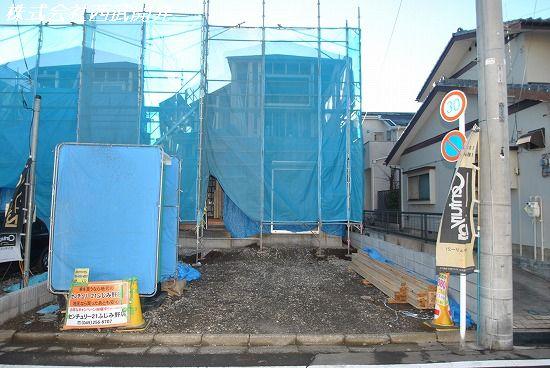 Local appearance photo. Local (12 May 2013) Shooting