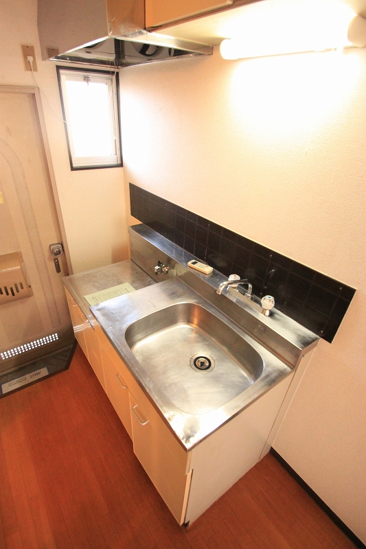 Kitchen. ■ Same apartment It is similar to photo