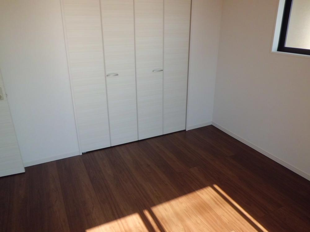 Non-living room.  [Building 2] Indoor (10 May 2013) Shooting