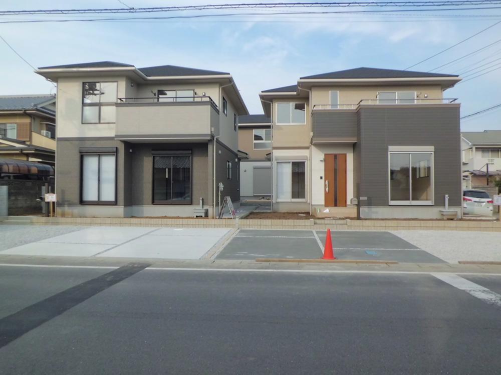 Local appearance photo. Local (10 May 2013) Shooting