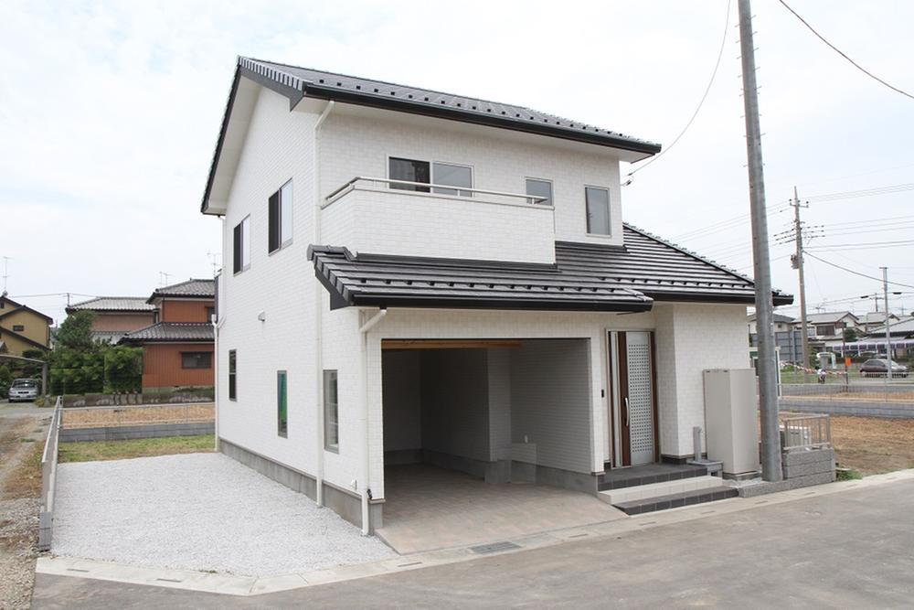 Local photos, including front road