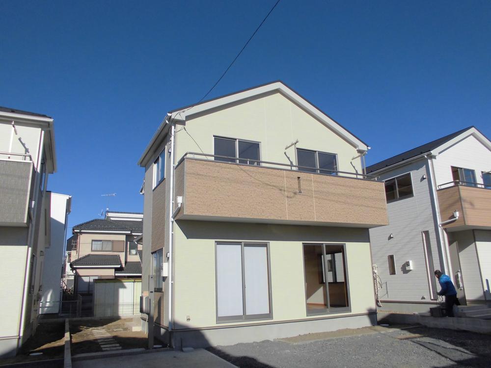 Local appearance photo. Local (12 May 2013) shooting 2 Building appearance