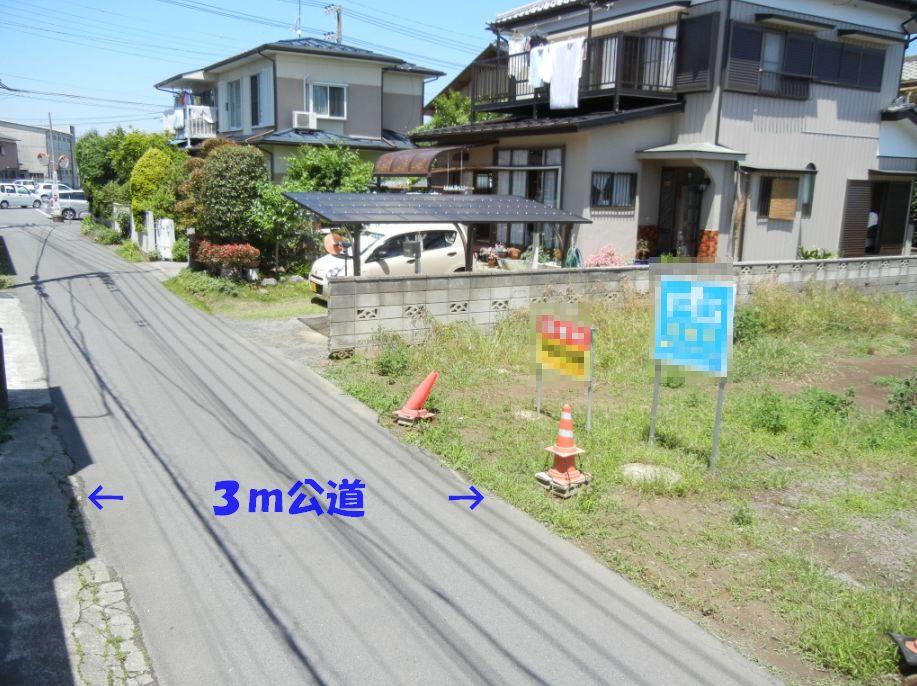 Local photos, including front road. Local (June 2013) Shooting