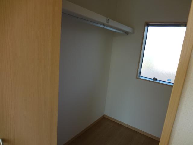 Receipt. Indoor walk-in