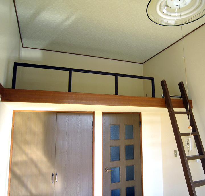 Other room space. loft