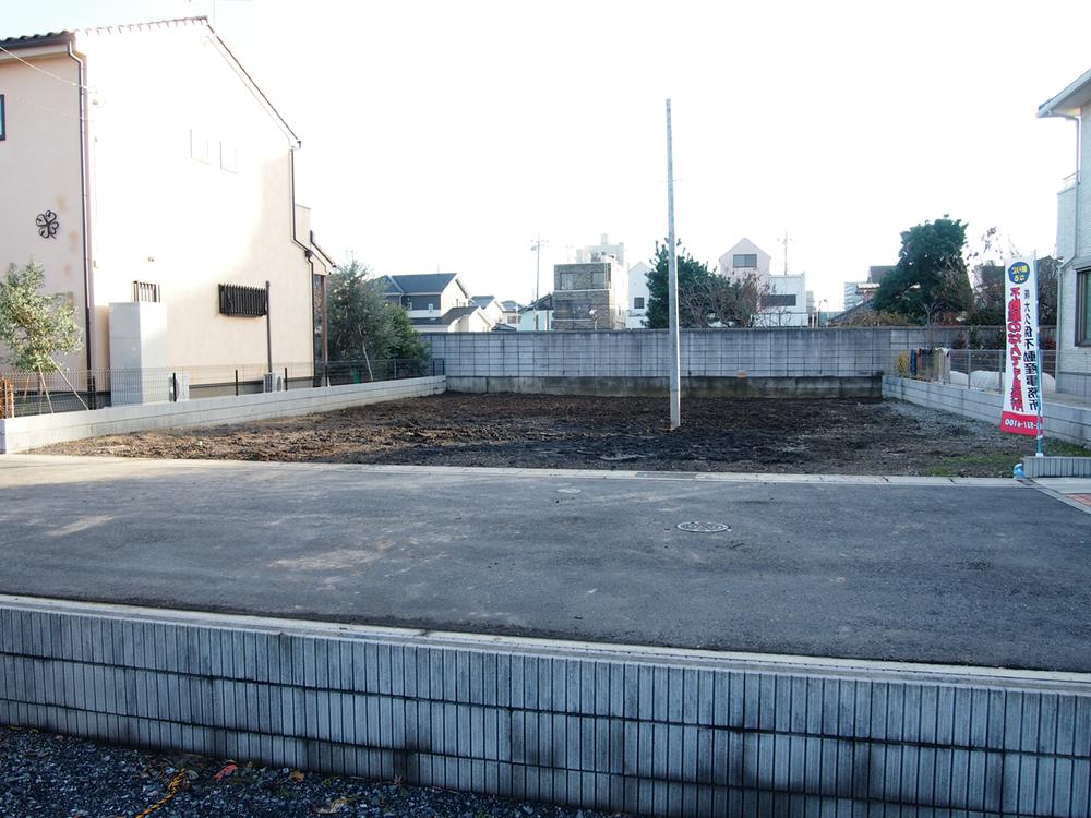 Local land photo. City gas, It is a book sewage. Water, sewage, And gas is drawn, You can immediately architecture. 
