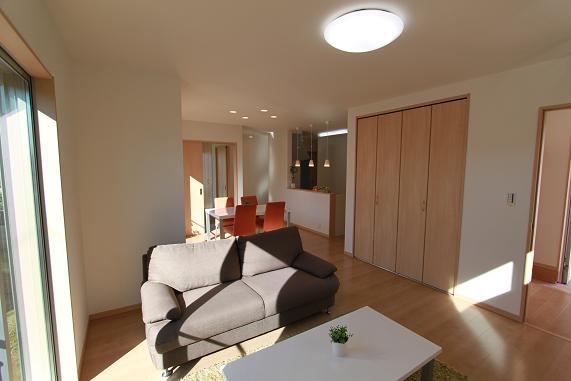 Living. Indoor (11 May 2013) Shooting