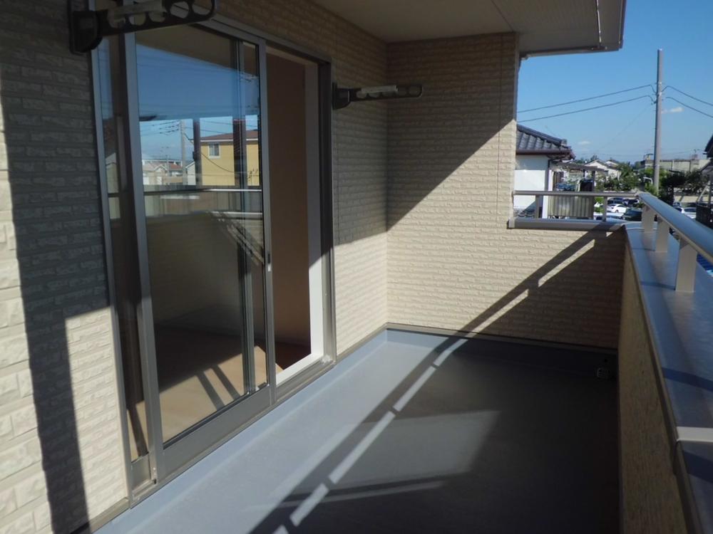 Balcony.  [Building 3 balcony] Because with roof, Safely in the sudden rain (September 2013) Shooting