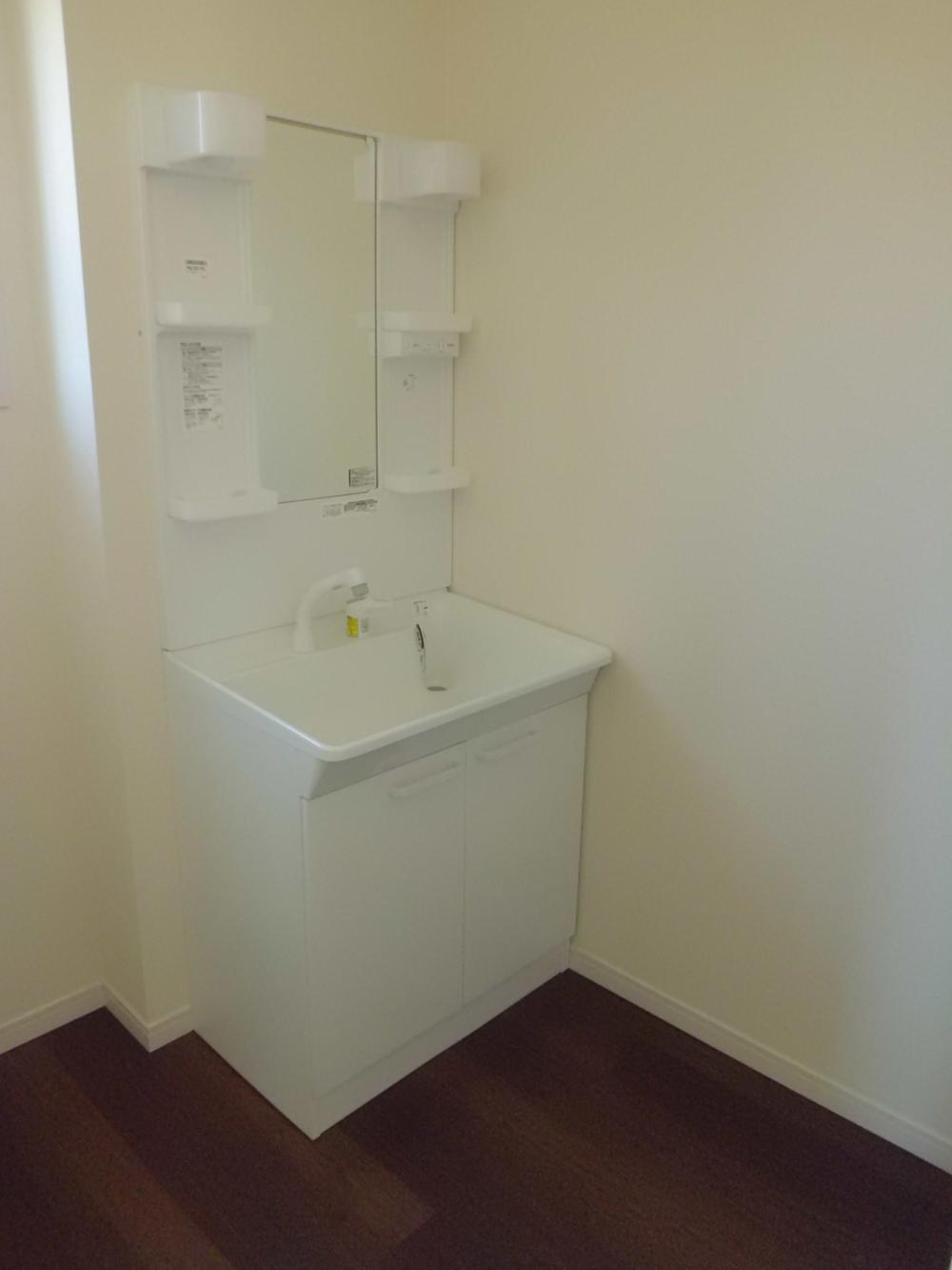 Wash basin, toilet.  [4 Building washbasin] Simple and stylish design (September 2013) Shooting