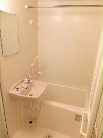 Bath. With bathroom ventilation drying function