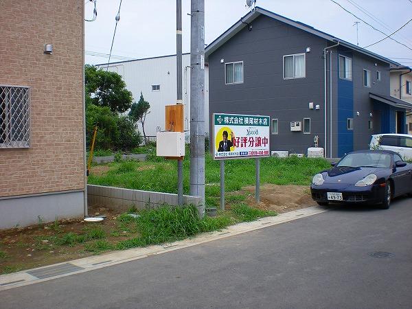 Local photos, including front road. Local (May 2013) Shooting