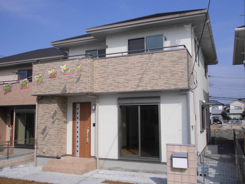 Local appearance photo. D Building local shooting